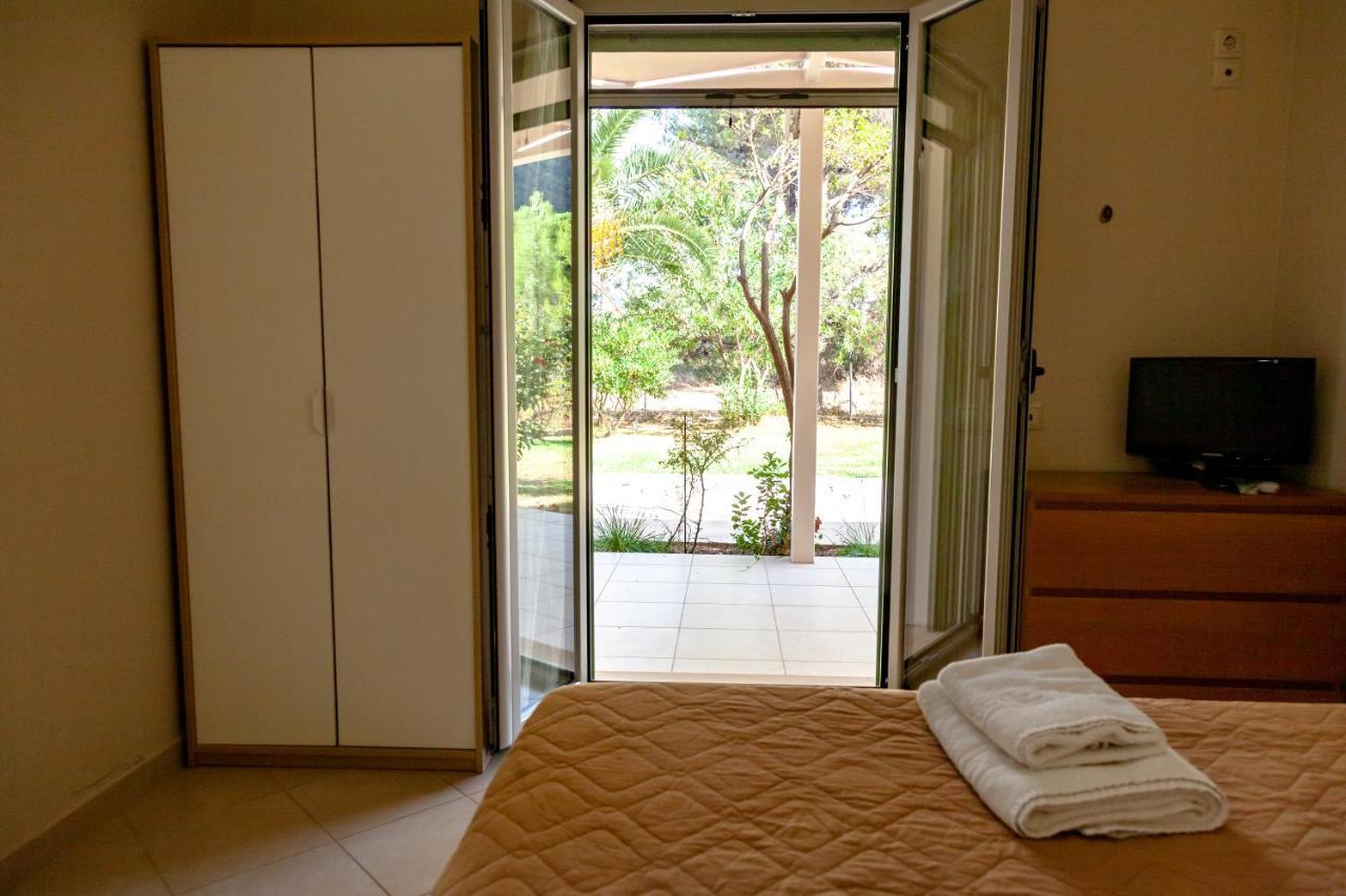 Brunello Seaside Apartments Lefkáda Eksteriør billede