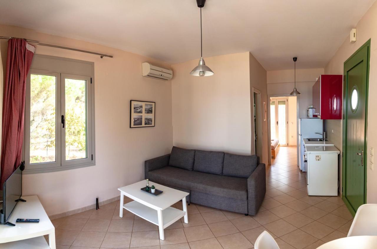 Brunello Seaside Apartments Lefkáda Eksteriør billede