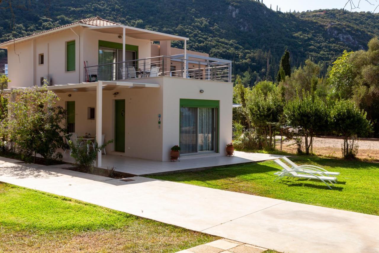 Brunello Seaside Apartments Lefkáda Eksteriør billede