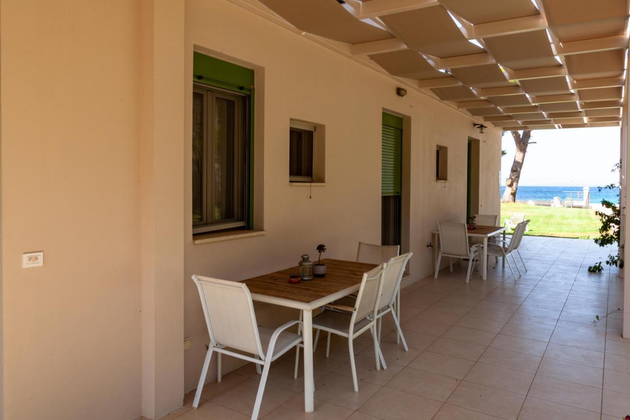 Brunello Seaside Apartments Lefkáda Eksteriør billede